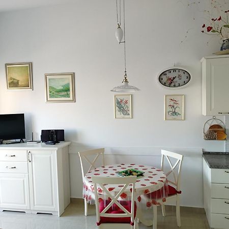 Annamaria Apartment Pula Exterior photo